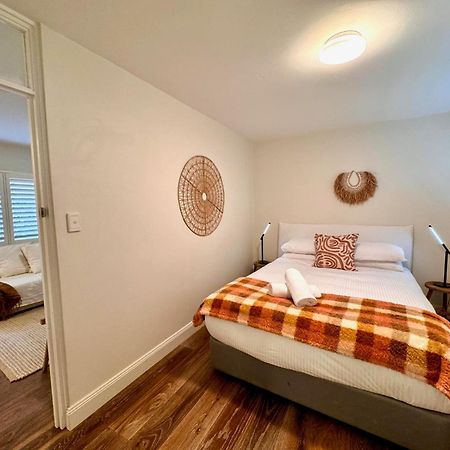 1 Bdrm Manly Beachside Apt With Parking Sydney Luaran gambar