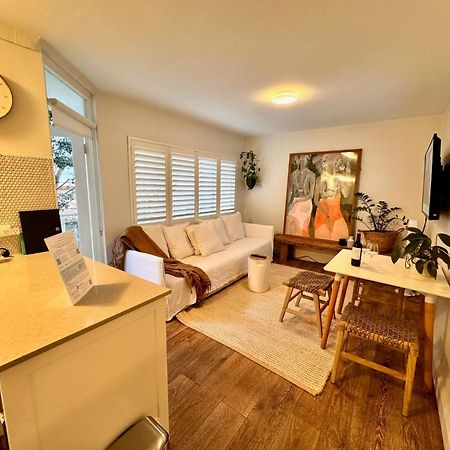 1 Bdrm Manly Beachside Apt With Parking Sydney Luaran gambar