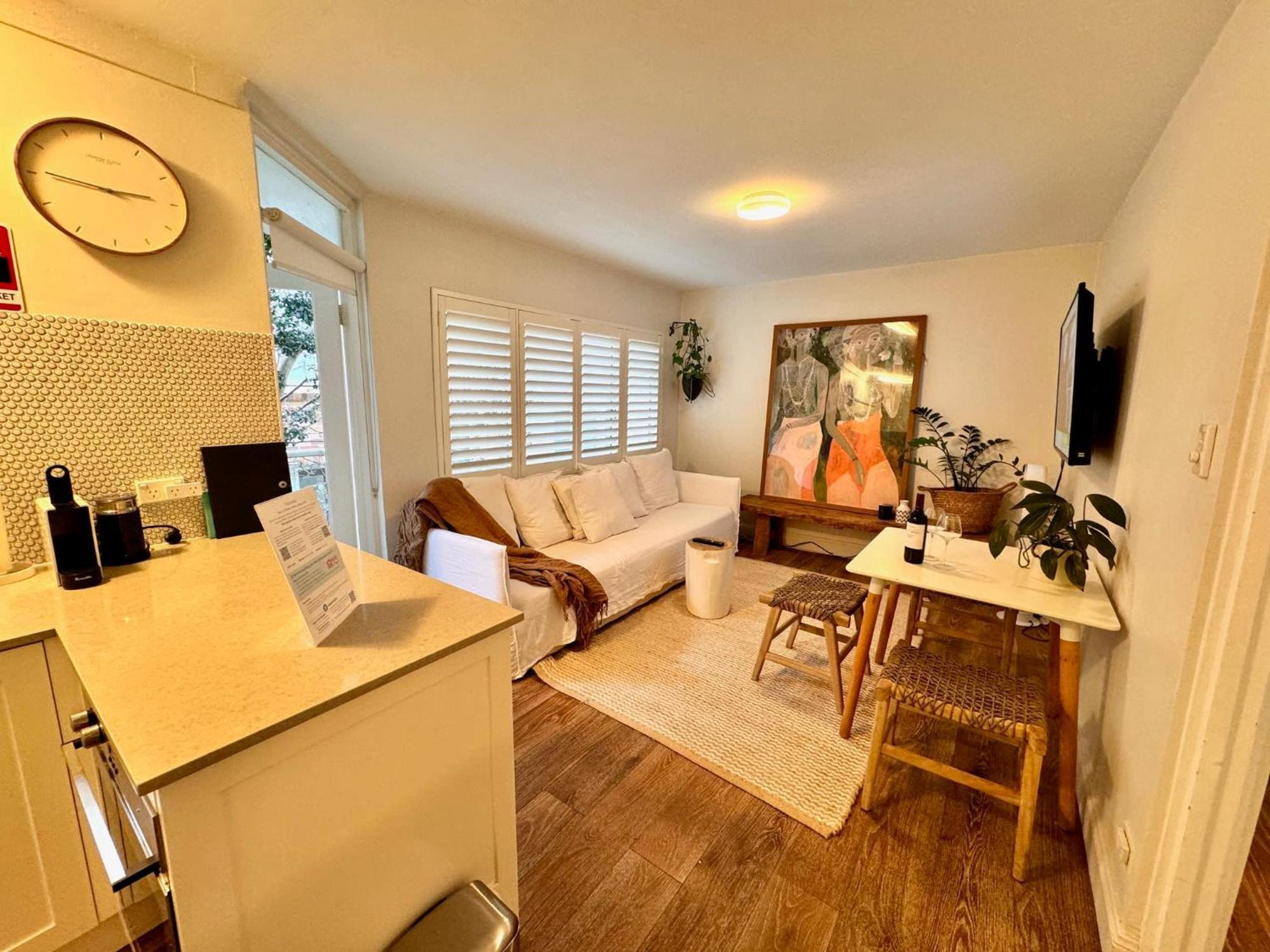 1 Bdrm Manly Beachside Apt With Parking Sydney Luaran gambar
